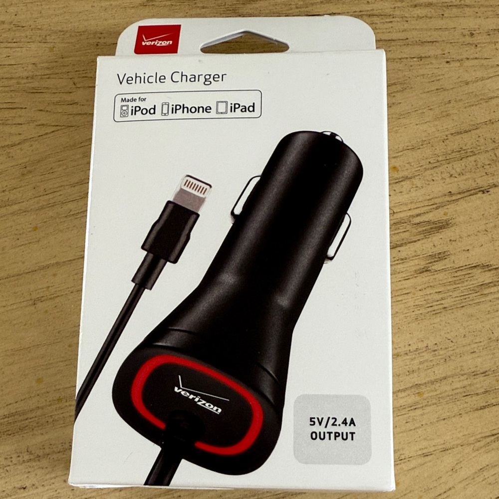 Verizon Black Vehicle Charger for iPod, iPhone, iPad